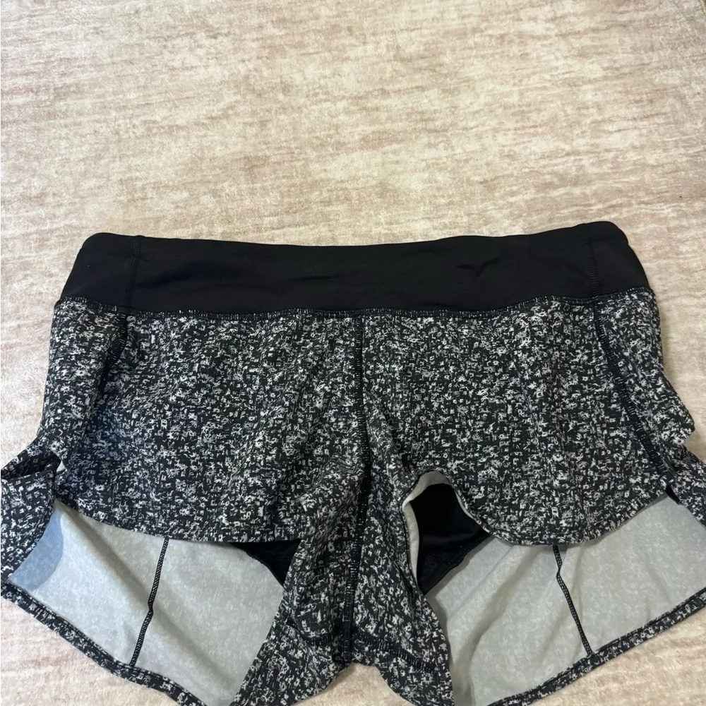 Lululemon speed up shorts 2.5” size 10